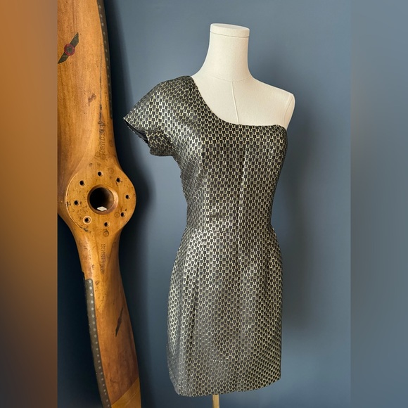 French Connection dress. Size 6 - Picture 3 of 11